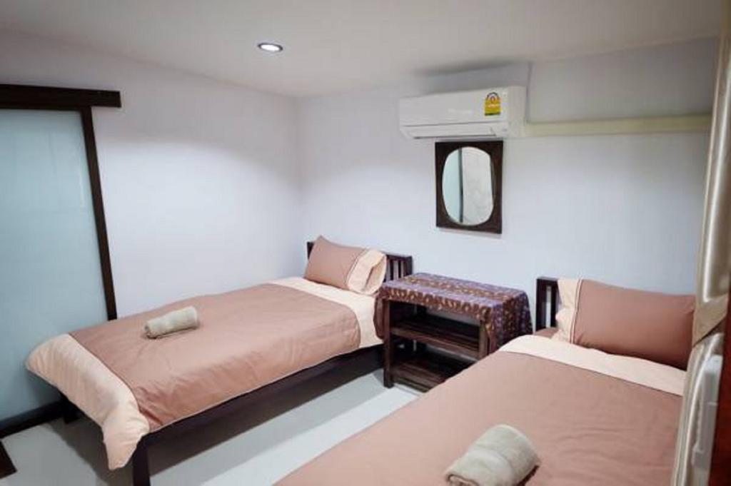 Hotel Baan Bunyat à Chiang Mai Extérieur photo