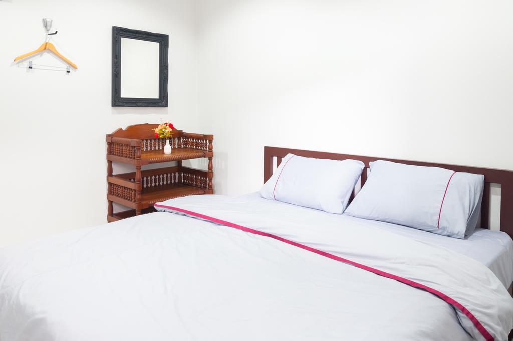 Hotel Baan Bunyat à Chiang Mai Extérieur photo